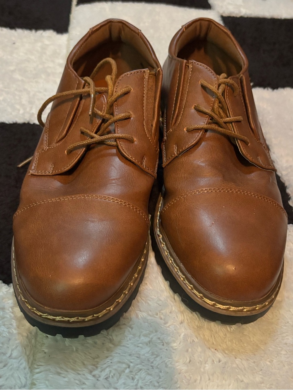 Brown Leather Lace-Up Dress Shoes